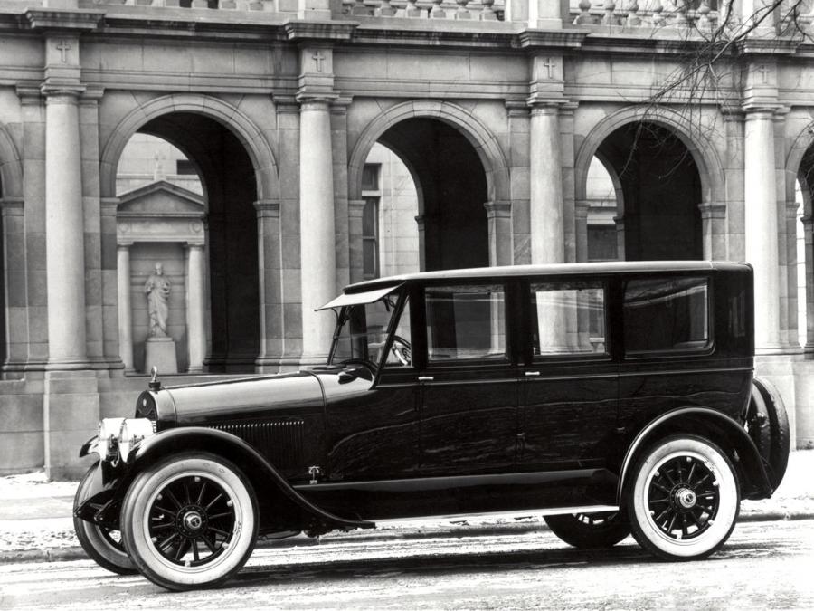  Lincoln Model L 7-Passenger Limousine 1922 года  (фото 1 из 1)